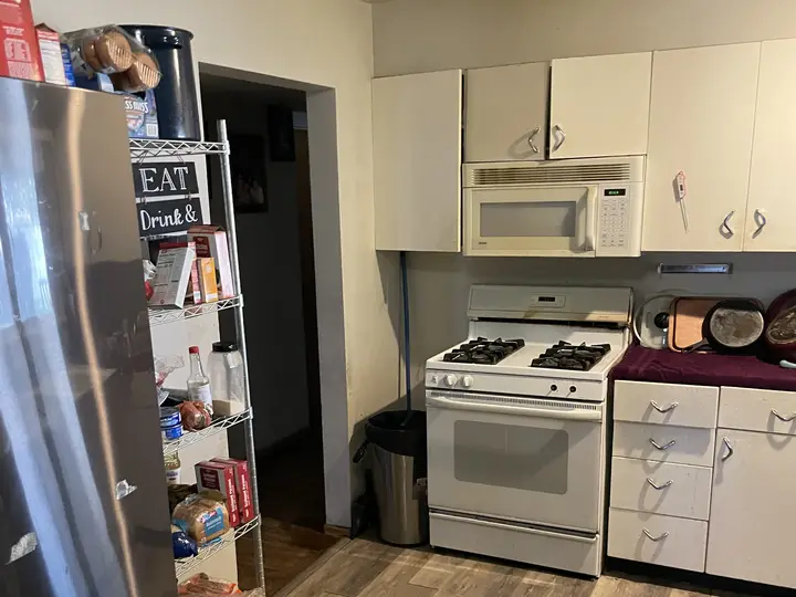 Clemson kitchen before the remodel
