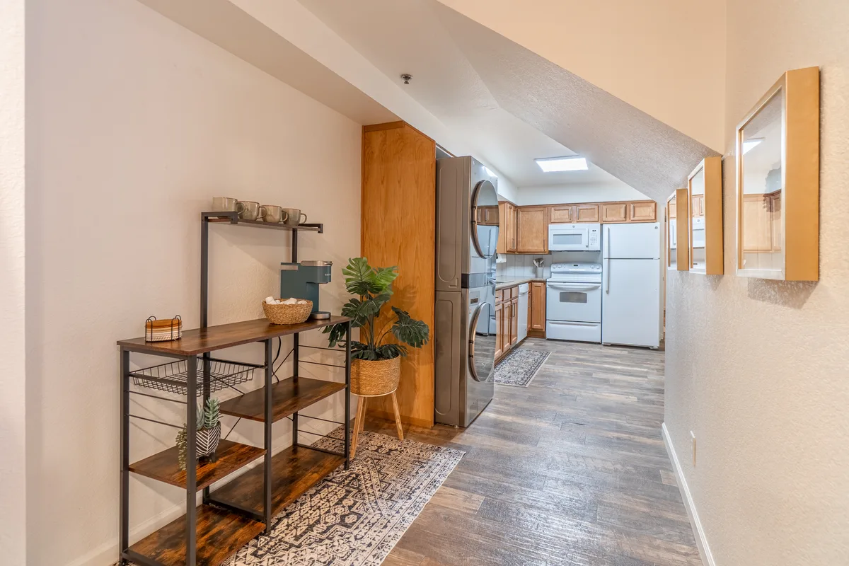 Midtown Manor Unit 13 interior